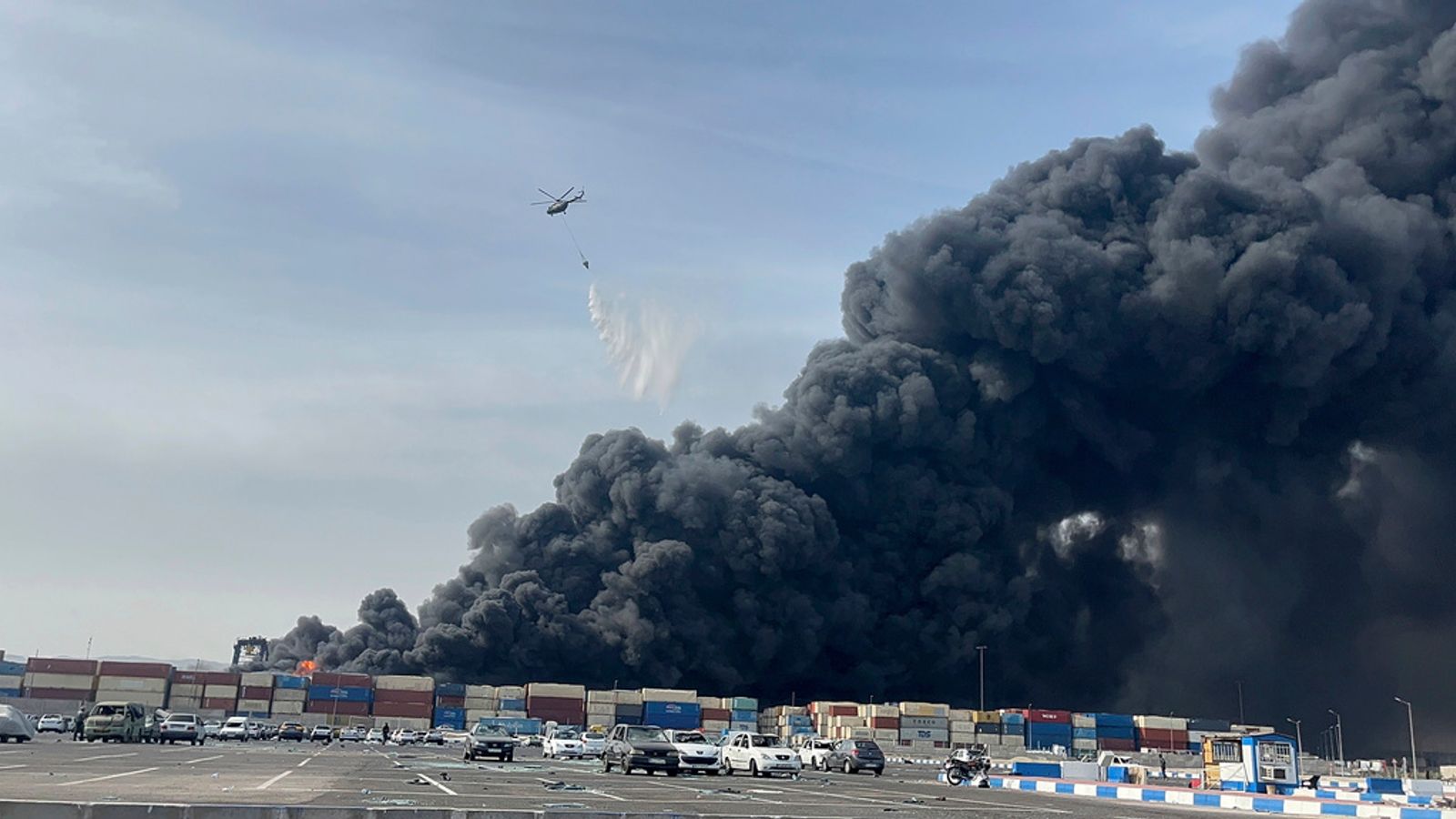 Explosions Strike Iranian Port City Near Strait of Hormuz; Cause Unknown