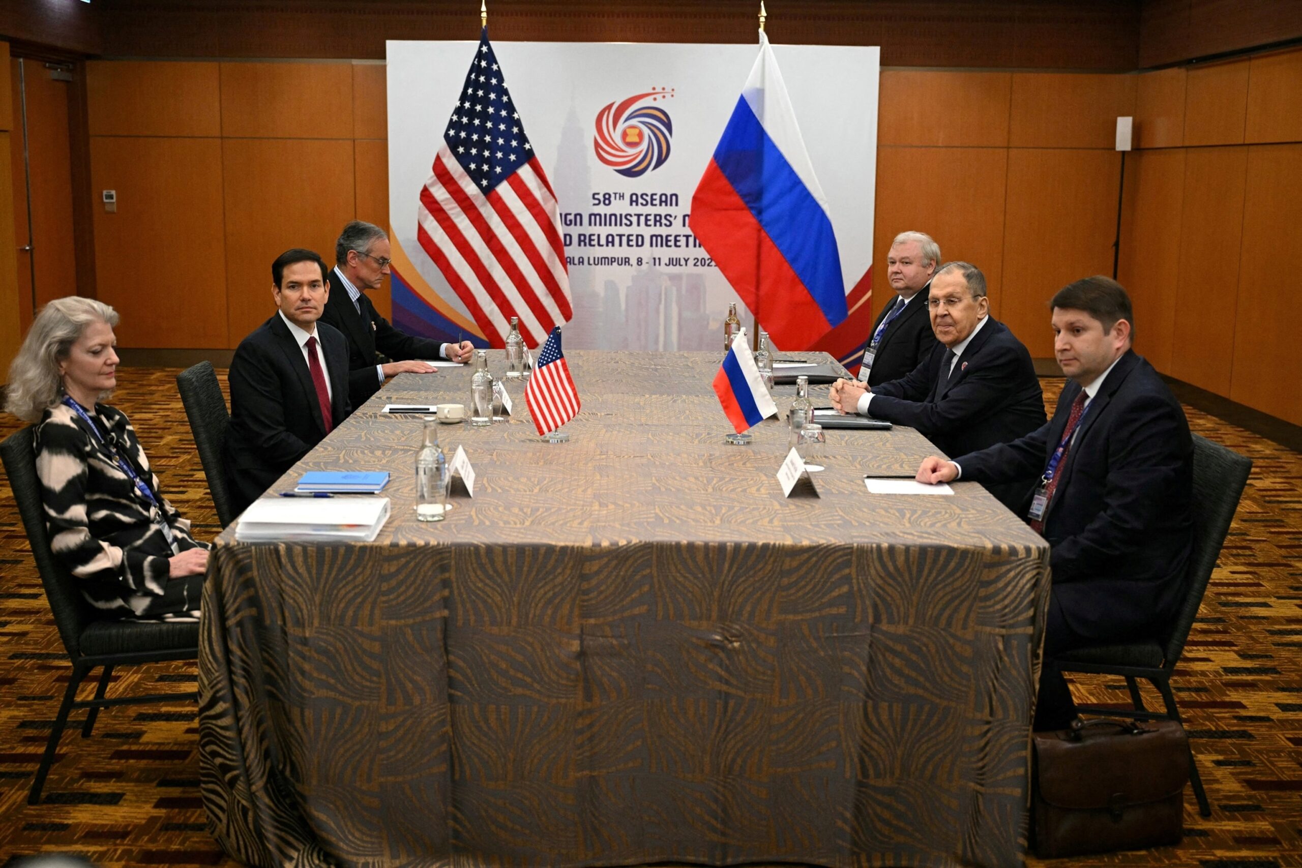 Rubio Reports Putin Message for Trump After Lavrov Call