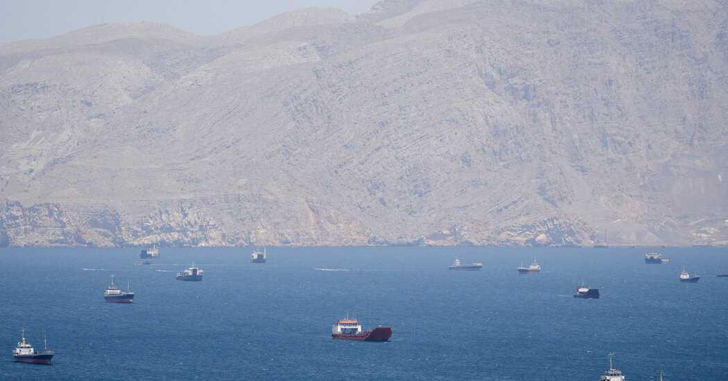 Russia Welcomes Negotiations to Restore Freedom of Navigation in Strait of Hormuz