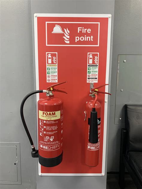 Russia Gifts North Korean Leader Custom Fire Extinguisher During High-Level Visit