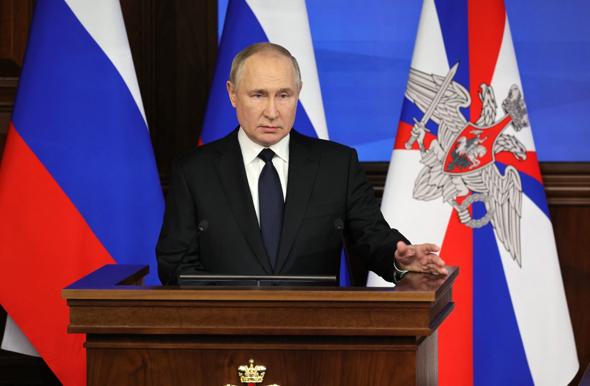 Putin Claims Russian Language Unifies CIS